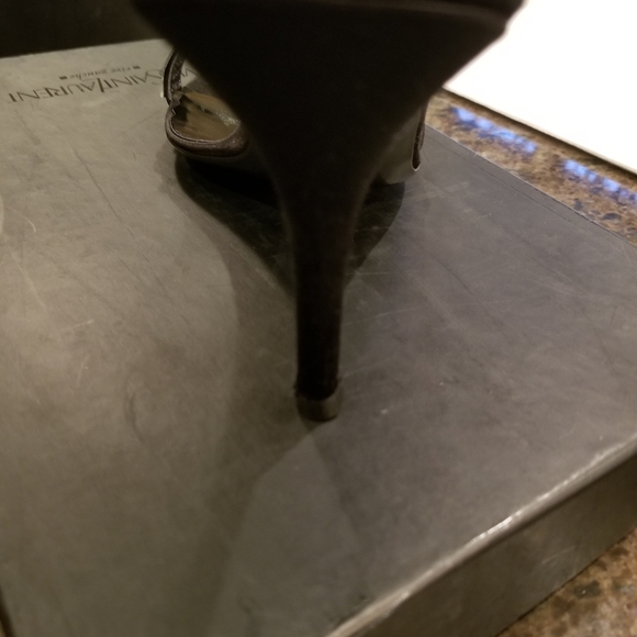 YSL- Feather Slingback Sandal - Picture 5 of 5